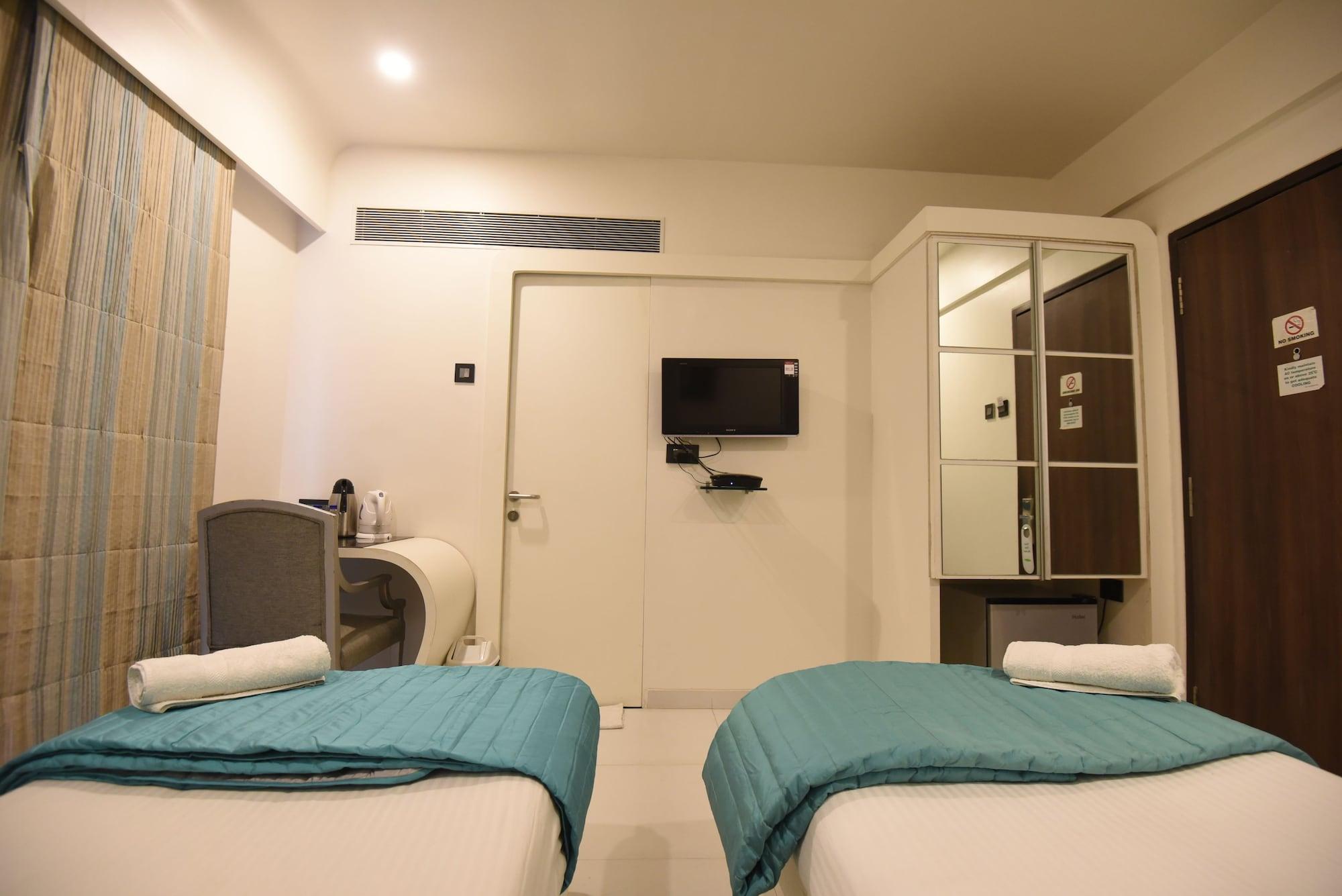 Vits Sharanam, Thane Ngoại thất bức ảnh