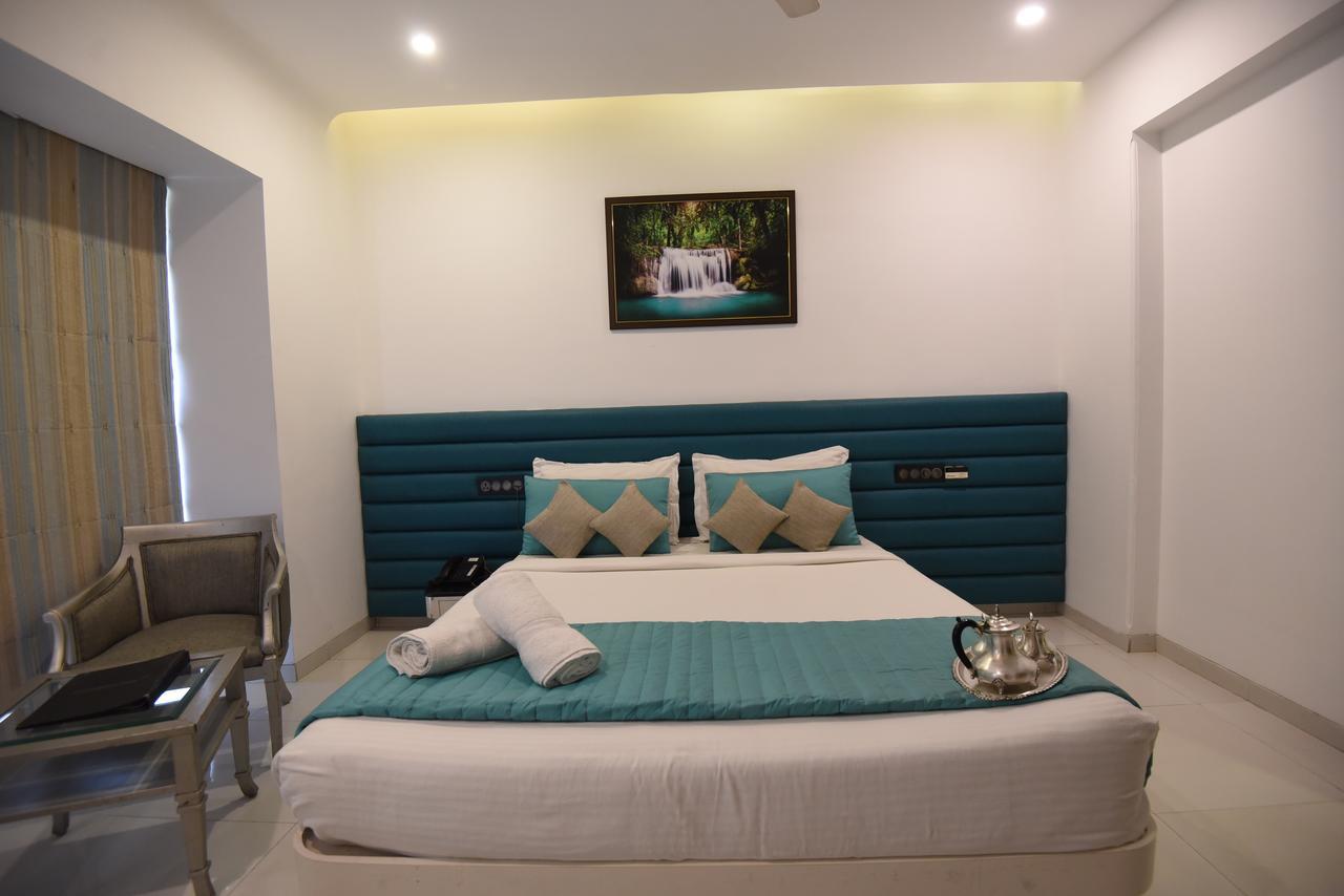 Vits Sharanam, Thane Ngoại thất bức ảnh