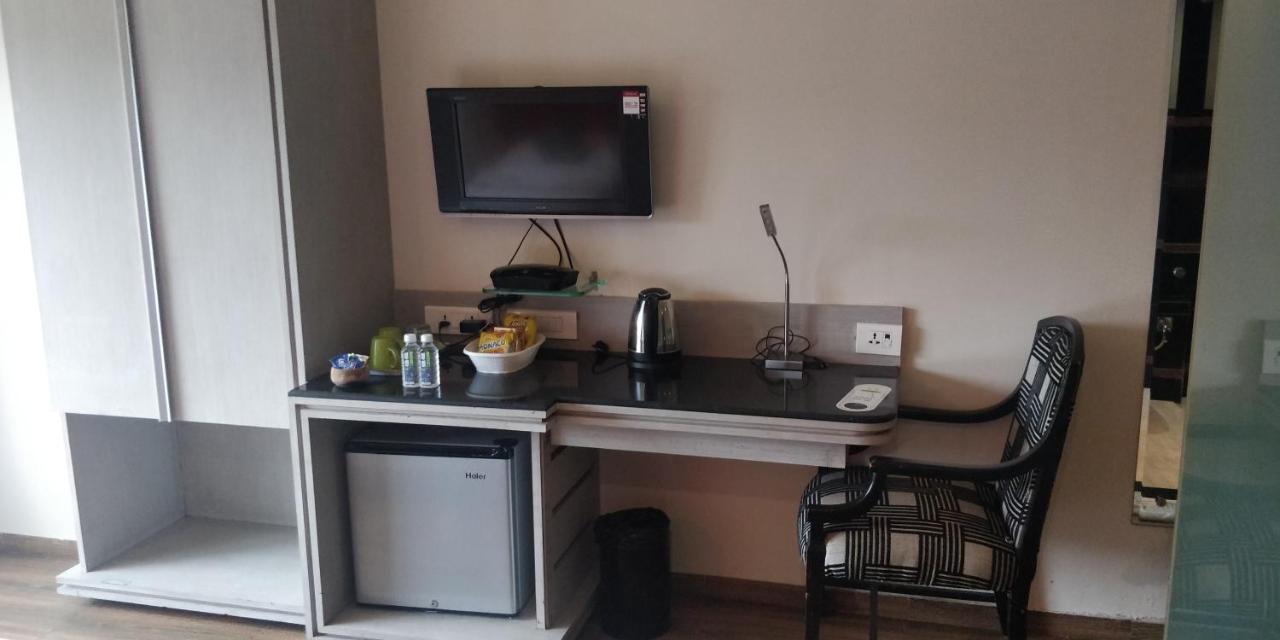 Vits Sharanam, Thane Ngoại thất bức ảnh