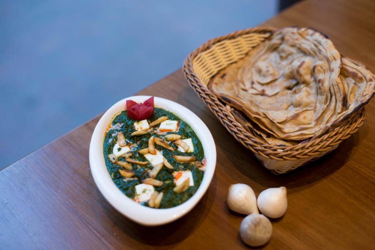 Vits Sharanam, Thane Ngoại thất bức ảnh